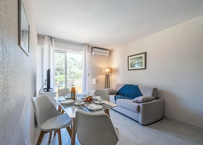 Caesar Domus-1 By Interhome Lägenhet Saint-Tropez